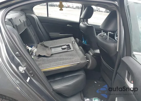 2010 Honda Accord 3.5 Ex-L z USA, uszkodzony, nr VIN 1HGCP3F80AA016445